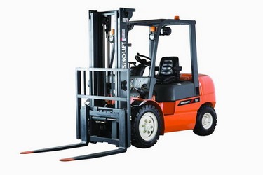 SINOLIFT CPCD35-X3 DÍZEL TARGONCA