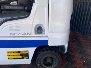 NISSAN AP1F2A25DU HASZNÁLT TARGONCA