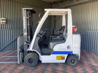NISSAN AP1F2A25DU HASZNÁLT TARGONCA