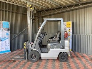 NISSAN L01A15D HASZNÁLT TARGONCA