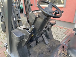 NISSAN P1F1A15D HASZNÁLT TARGONCA