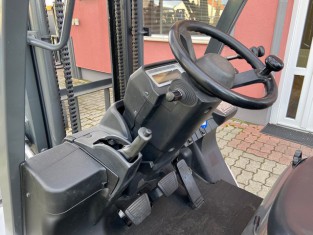 NISSAN P1F2A25D HASZNÁLT TARGONCA