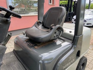 NISSAN UG1F2A30J HASZNÁLT TARGONCA