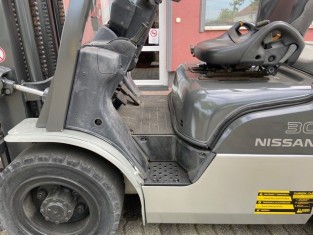 NISSAN UG1F2A30J HASZNÁLT TARGONCA
