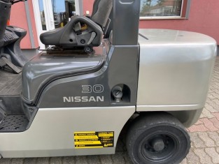 NISSAN UG1F2A30J HASZNÁLT TARGONCA