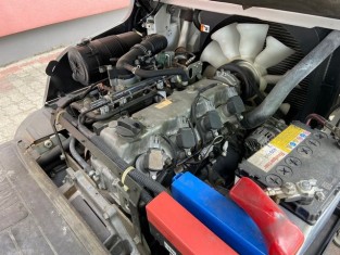 NISSAN UG1F2A30J HASZNÁLT TARGONCA