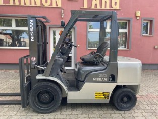 NISSAN UG1F2A30J HASZNÁLT TARGONCA