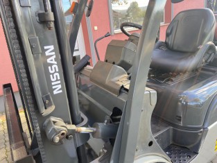 NISSAN UL02A25W HASZNÁLT TARGONCA