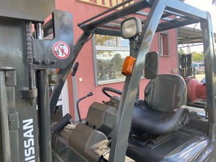 NISSAN UL02A25W HASZNÁLT TARGONCA