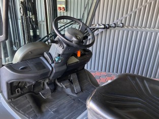 TOYOTA 02-8FGF25 HASZNÁLT TARGONCA