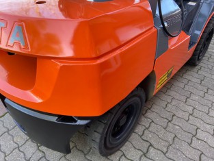 TOYOTA 02-7FG35 HASZNÁLT TARGONCA