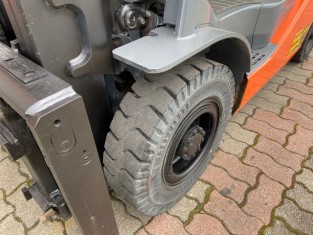 TOYOTA 02-8FGF25 HASZNÁLT TARGONCA