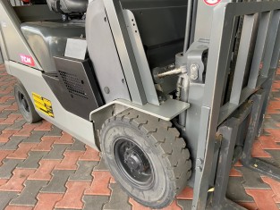 UNICARRIERS FGE15T5 HASZNÁLT TARGONCA