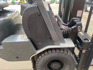 UNICARRIERS FGE15T5-F182 HASZNÁLT TARGONCA