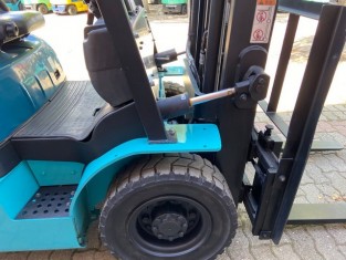 YALE 11FL25PAXI2LD HASZNÁLT TARGONCA