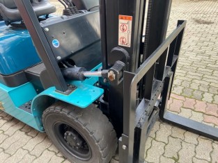 YALE 11FT25PAXIII21D HASZNÁLT TARGONCA