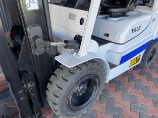 YALE 13FG35PAX2GD HASZNÁLT TARGONCA