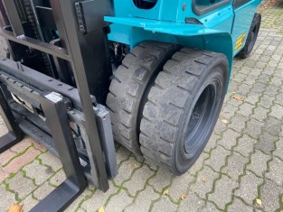 NISSAN J1F4A40D HASZNÁLT TARGONCA