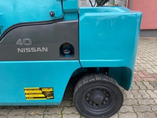 NISSAN J1F4A40D HASZNÁLT TARGONCA